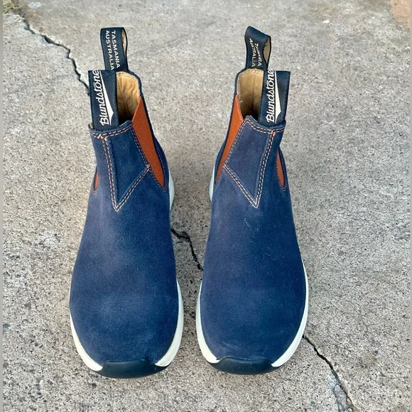 Blundstone Active Boots in Navy/Burnt Orange Size US  7 mens/9 women’s - Picture 2 of 8